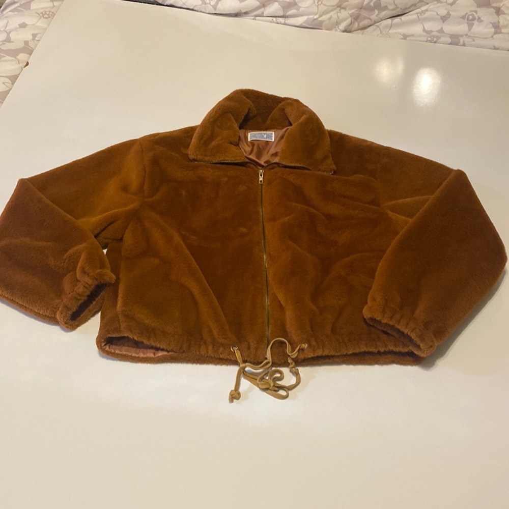 Blue Wren Camel Colored Fuzzy Jacket Large